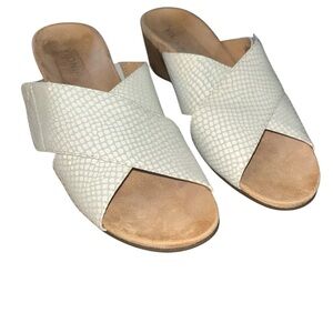 Vionic Women’s Sandals | 10